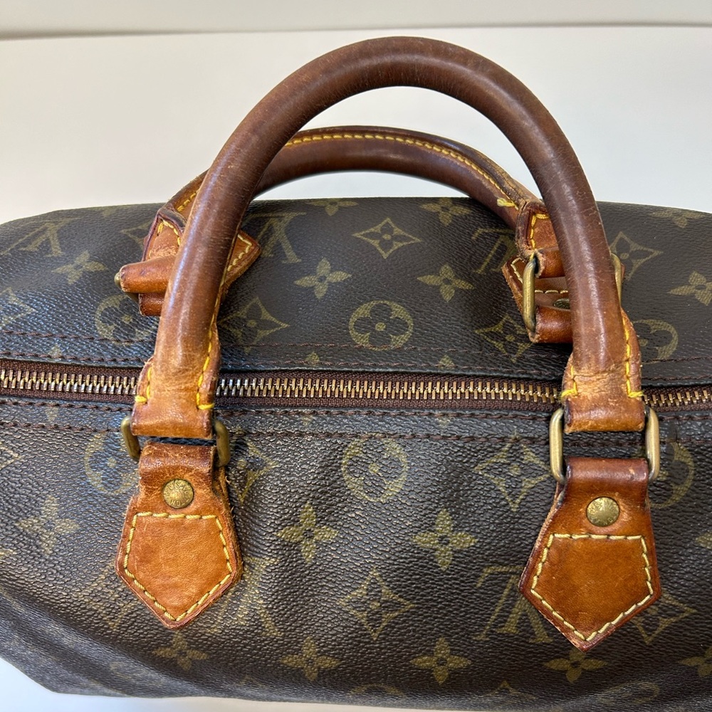Louis Vuitton Monogram Speedy 30 - Picture 5 of 16